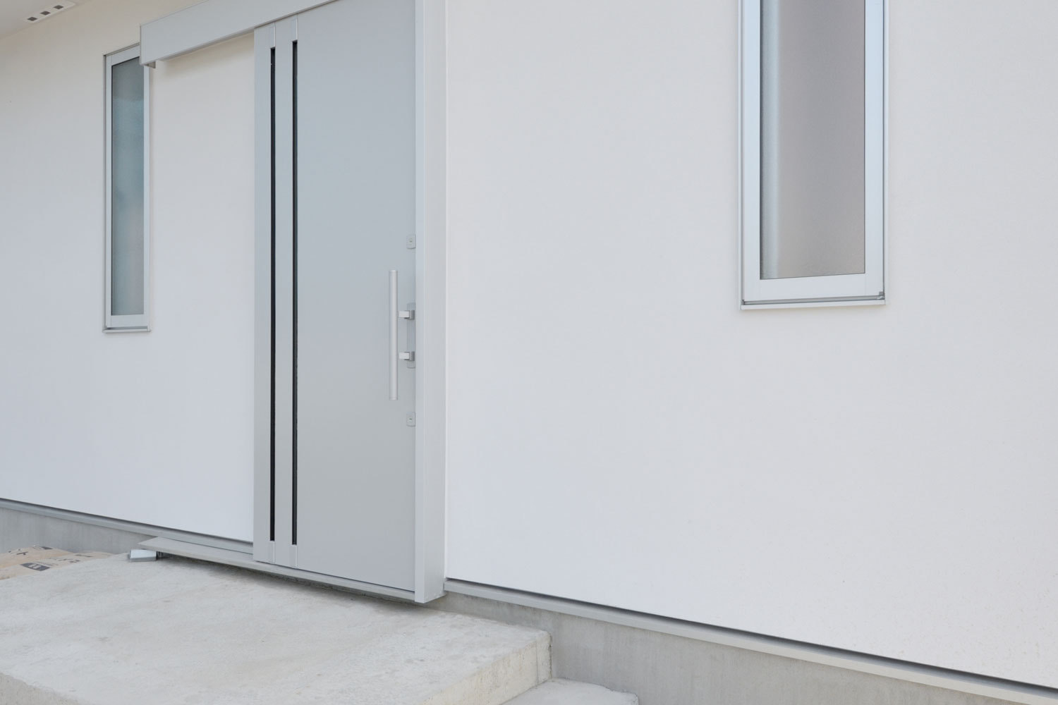 引き戸で出入りのしやすい親世帯玄関