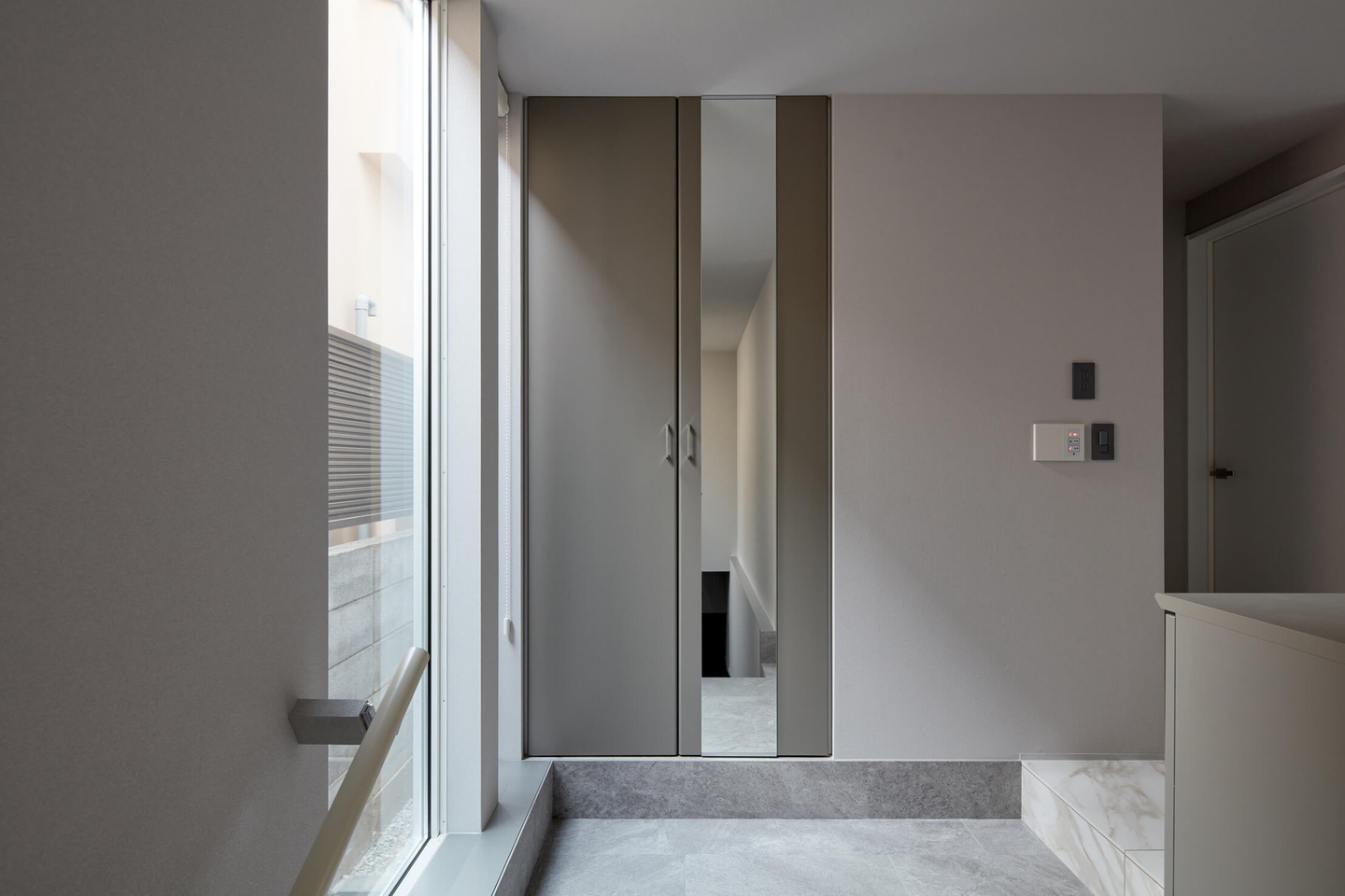 ビルトイン駐車場